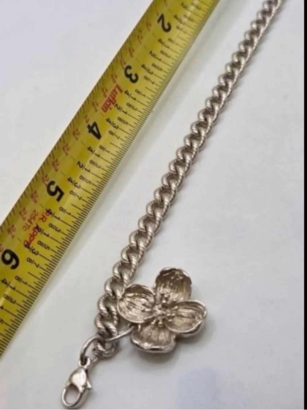 Tiffany & Co. listing description